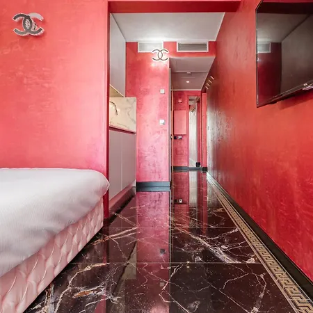 Luxury Renovated 2024 With Free Parking *