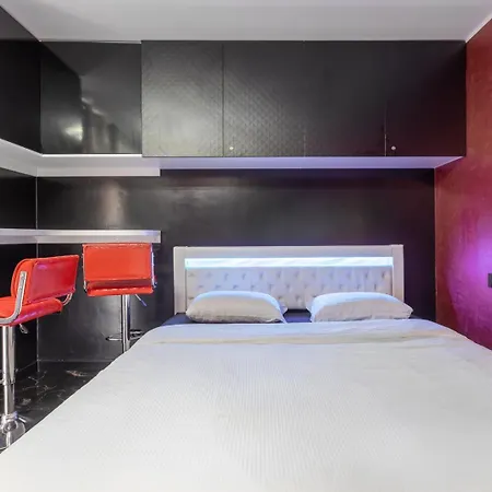 Luxury Renovated 2024 With Free Parking Beausoleil